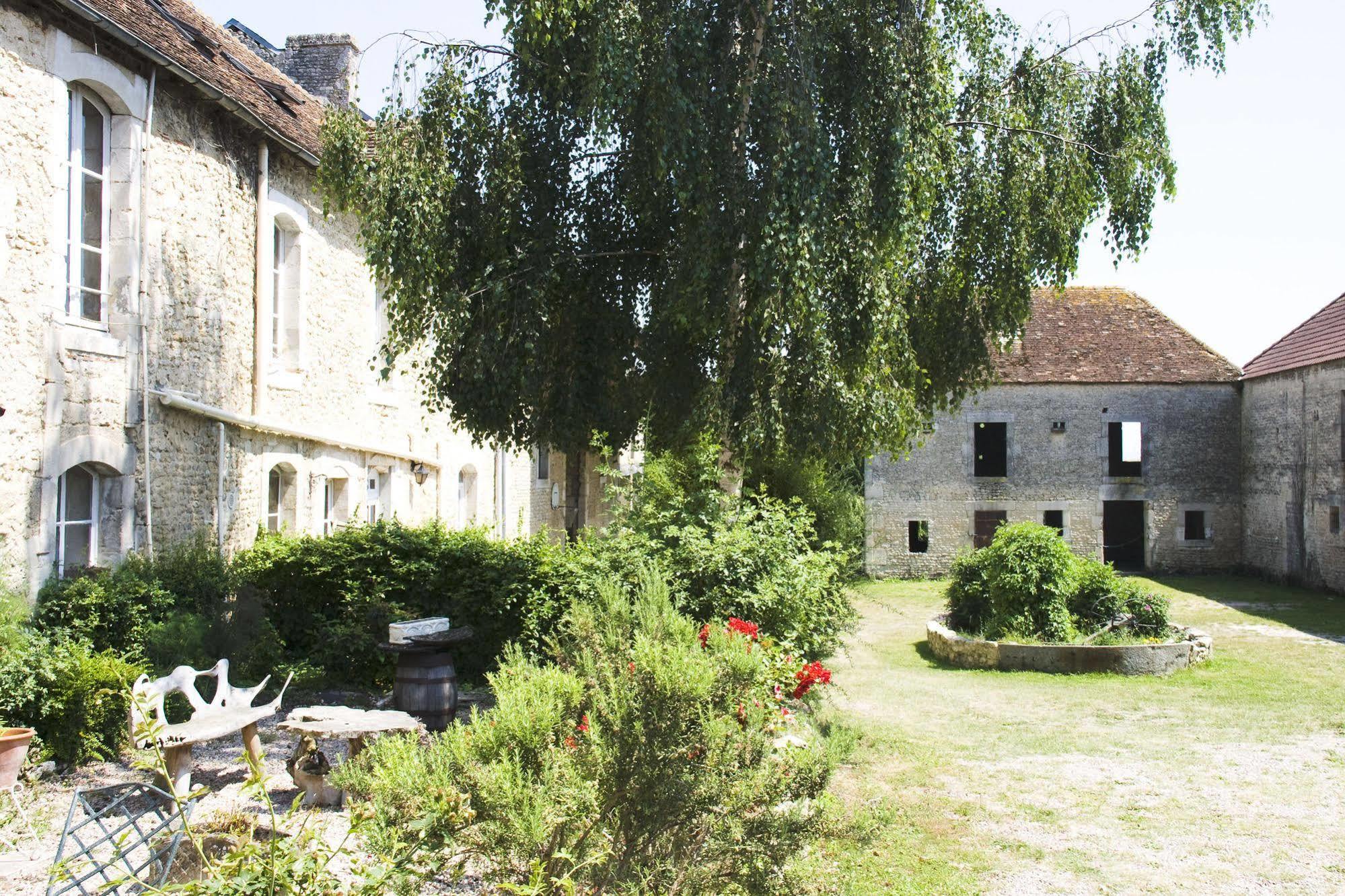 La Vieille Ferme Bed and Breakfast Fresne-la-Mere Esterno foto